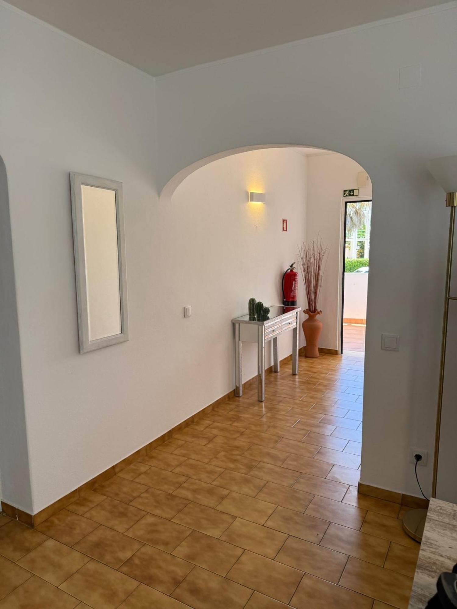 Cozy Apartment Oura Beach アルブフェイラ エクステリア 写真